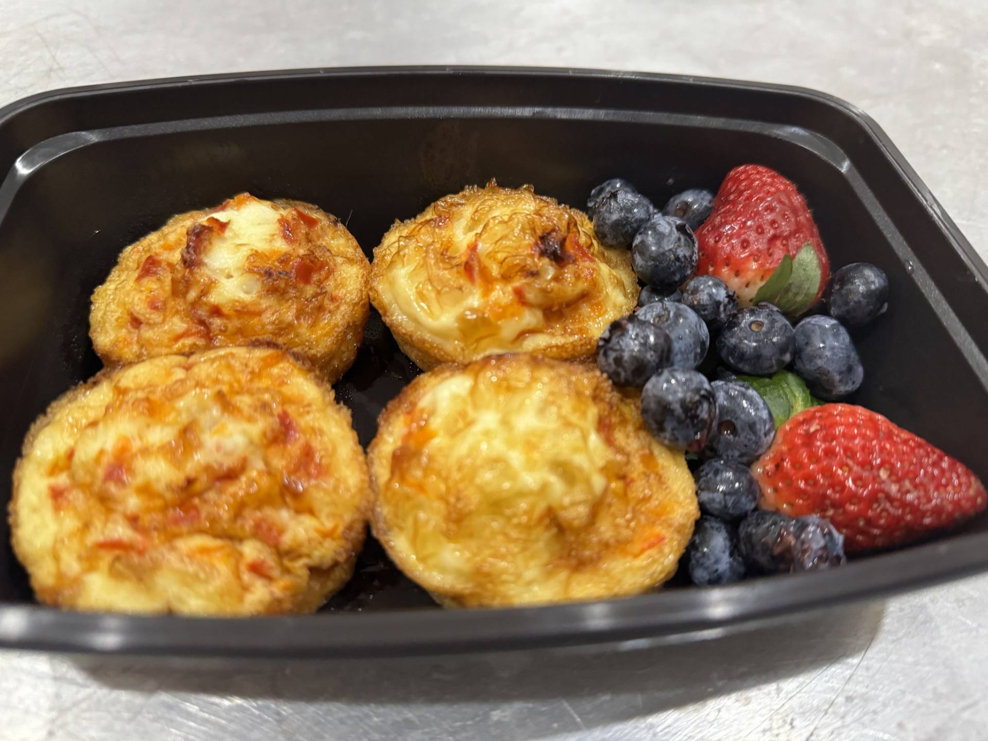 AB&G Egg White Bites (4)  w/ Fruit